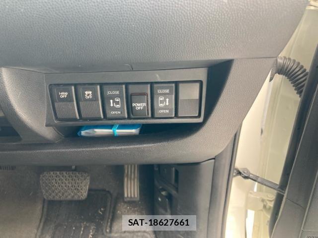 Mazda BIANTE 2013-09 6813902-6