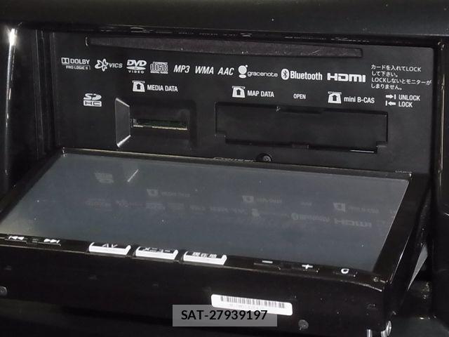Mazda BIANTE 2013-10 6813905-18