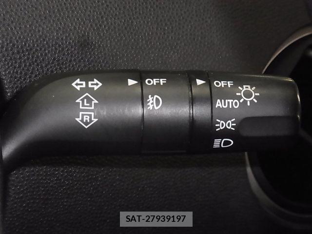 Mazda BIANTE 2013-10 6813905-25