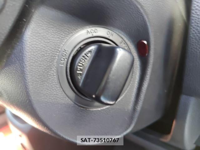 Mazda BIANTE 2012-08 6902451-12