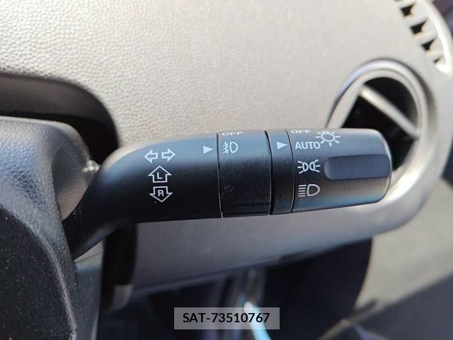 Mazda BIANTE 2012-08 6902451-15