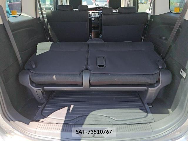 Mazda BIANTE 2012-08 6902451-26