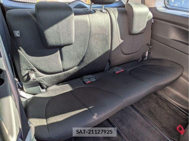 Mazda BIANTE 2015-03 7215162-16