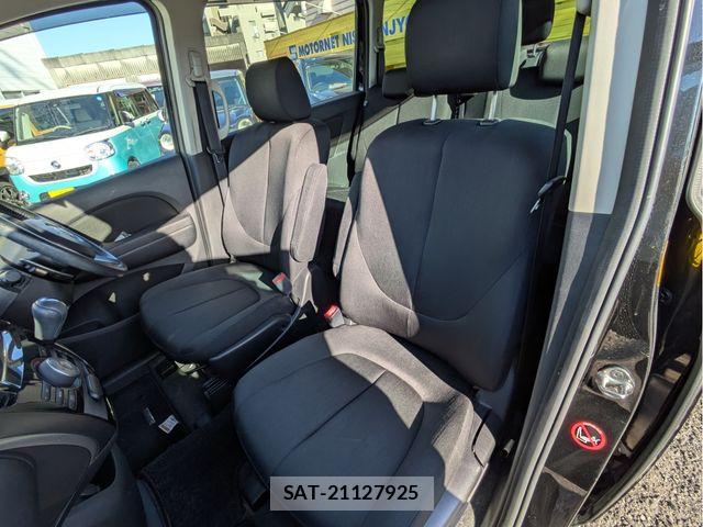 Mazda BIANTE 2015-03 7215162-3