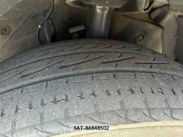 Mazda BIANTE 2015-06 7215161-9