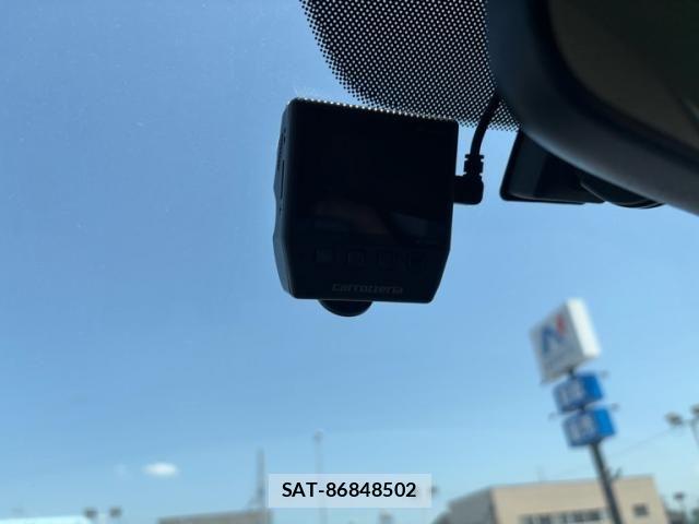 Mazda BIANTE 2015-06 7215161-14