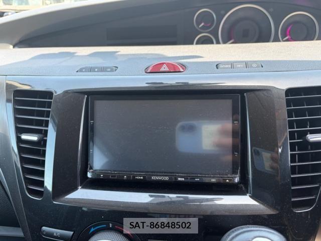 Mazda BIANTE 2015-06 7215161-18