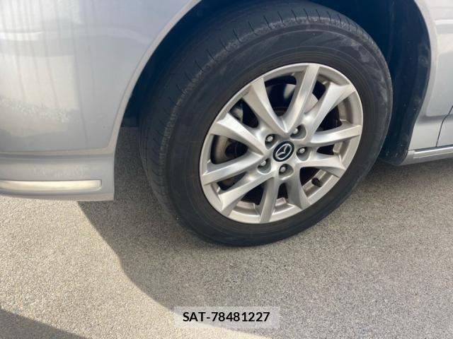 Mazda BIANTE 2013-05 7215159-9