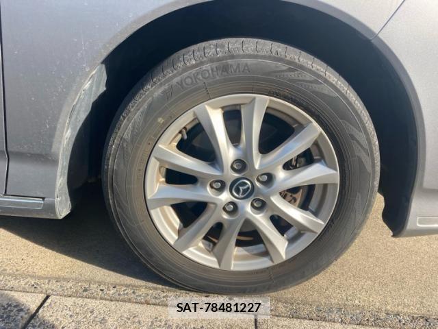 Mazda BIANTE 2013-05 7215159-10