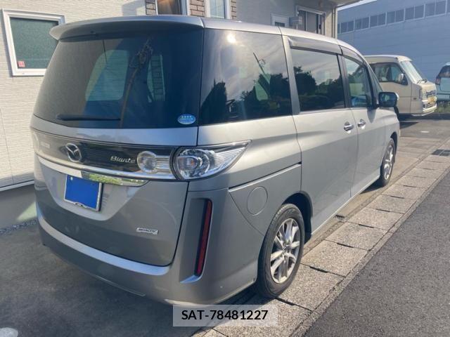 Mazda BIANTE 2013-05 7215159-1