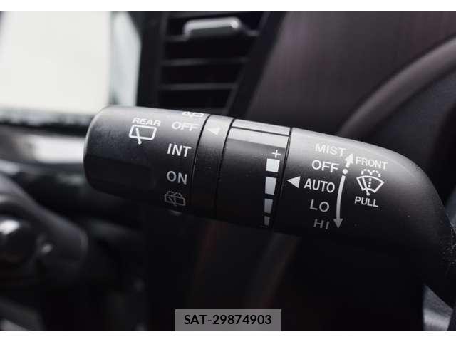 Mazda BIANTE 2013-11 7215158-20