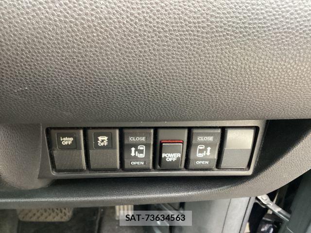 Mazda BIANTE 2015-05 7215160-9