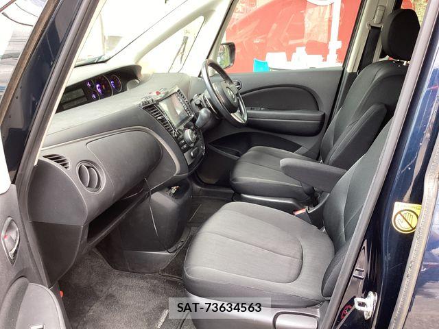 Mazda BIANTE 2015-05 7215160-1
