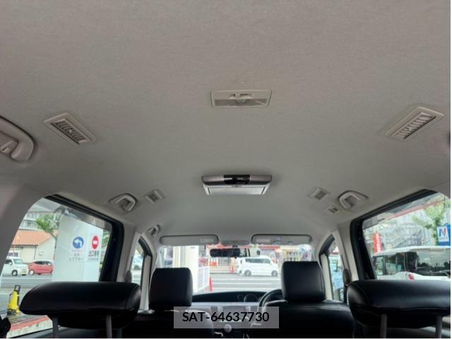 Mazda BIANTE 2012-02 7271564-17