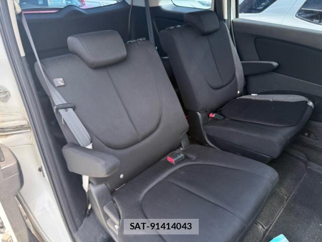 Mazda BIANTE 2013-06 7325836-12