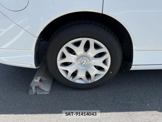 Mazda BIANTE 2013-06 7325836-6