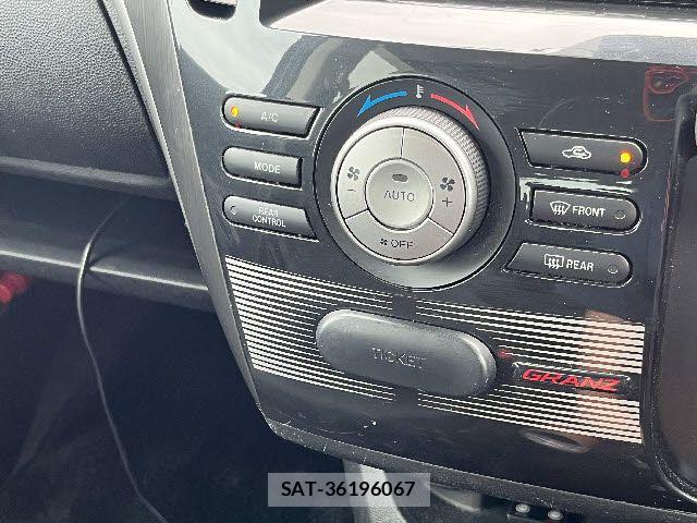 Mazda BIANTE 2015-11 7325834-14