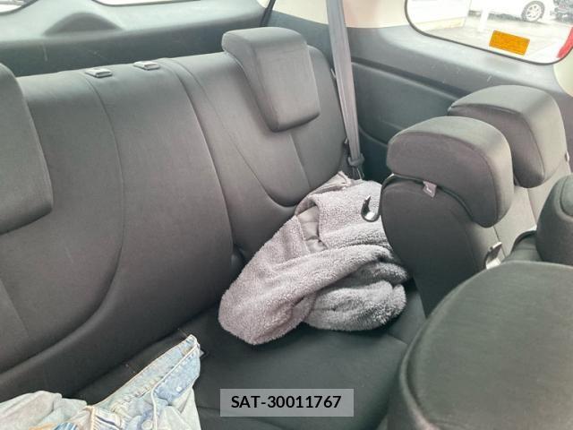 Mazda BIANTE 2013-09 7325837-16