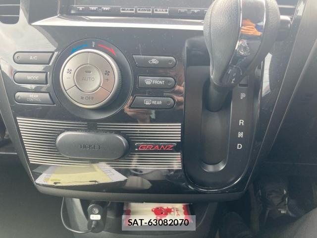 Mazda BIANTE 2013-09 7391441-19