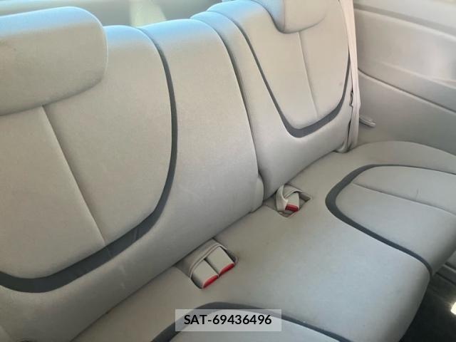 Mazda BIANTE 2010-10 7453078-13