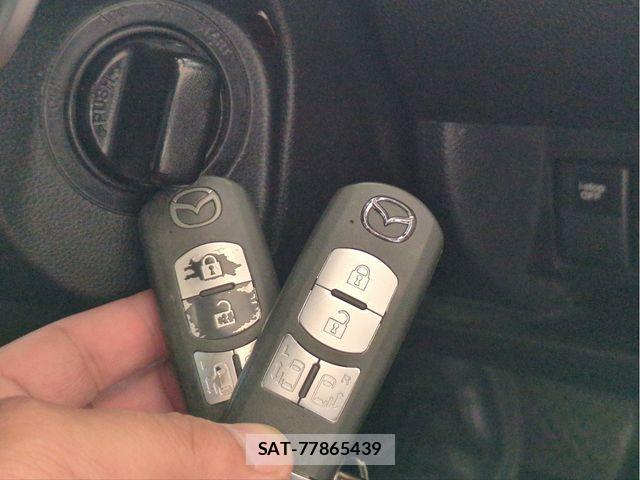 Mazda BIANTE 2013-09 7453077-11