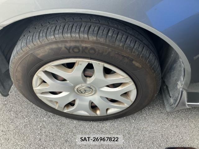 Mazda BIANTE 2013-06 7499641-2