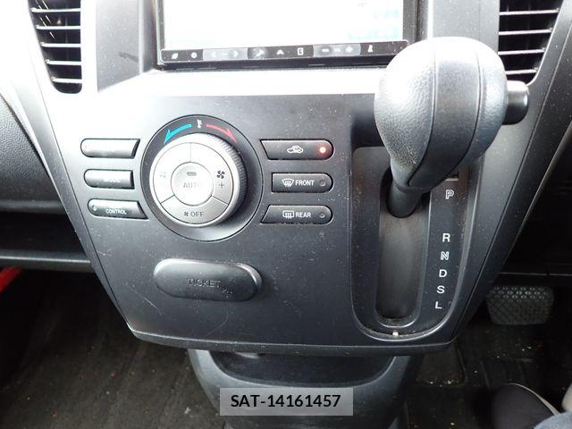 Mazda BIANTE 2011-06 7499642-13