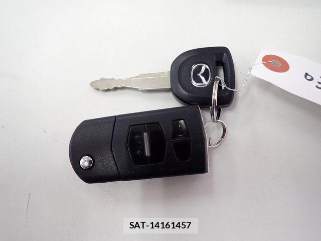 Mazda BIANTE 2011-06 7499642-28