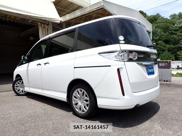 Mazda BIANTE 2011-06 7499642-2