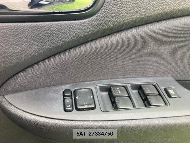 Mazda BIANTE 2011-04 7721176-16