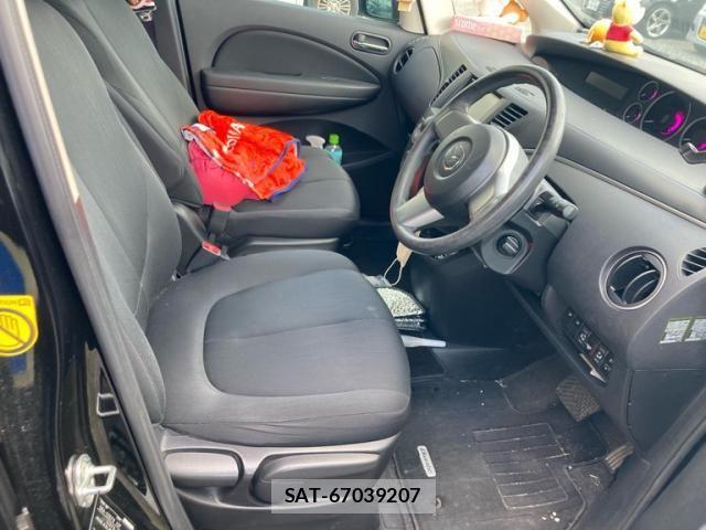 Mazda BIANTE 2012-01 7978584-13