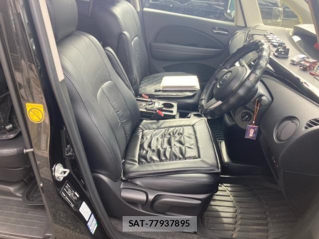 Mazda BIANTE 2012-05 8034521-12