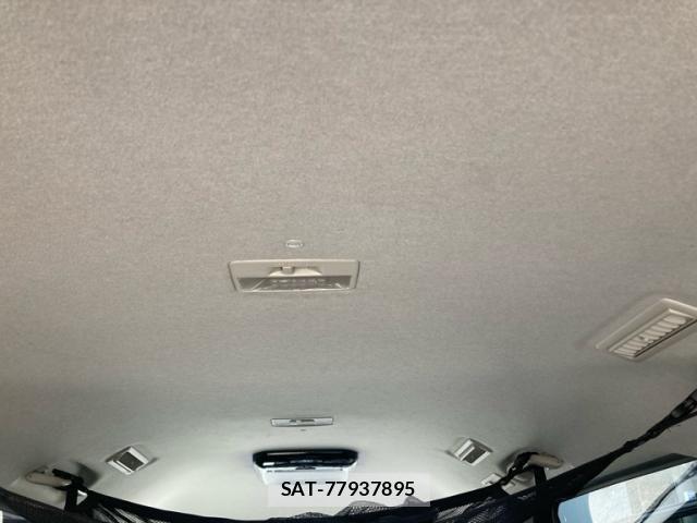 Mazda BIANTE 2012-05 8034521-17