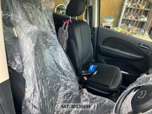 Mazda BIANTE 2013-07 8034524-13
