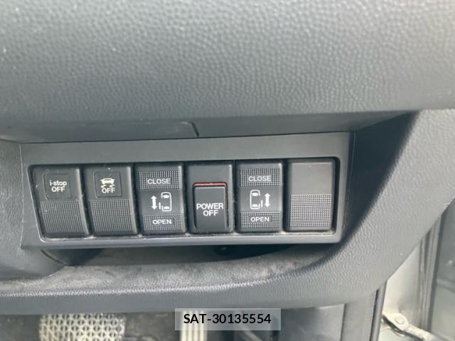 Mazda BIANTE 2013-07 8034524-15