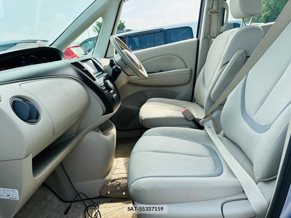 Mazda BIANTE 2010-02 7972158-10
