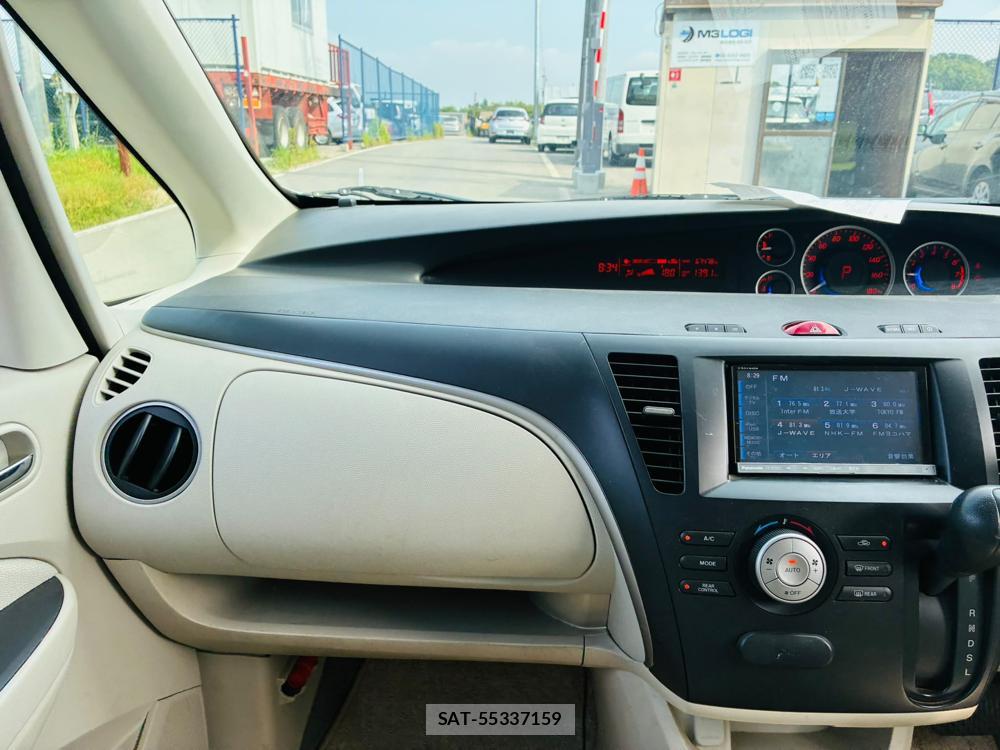 Mazda BIANTE 2010-02 7972158-17