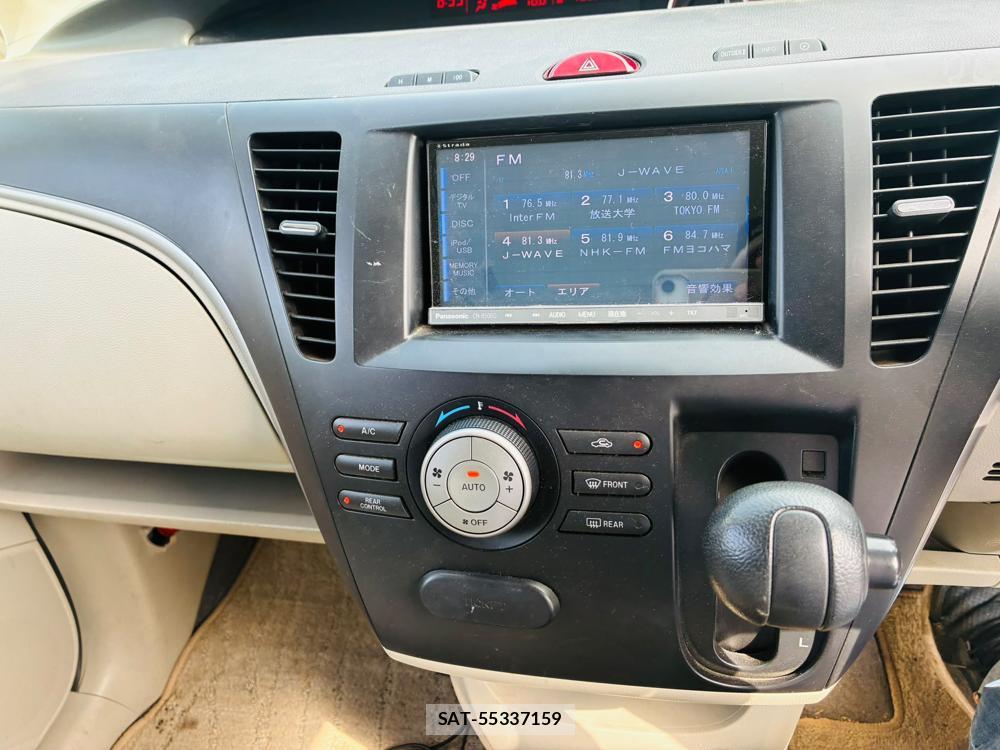 Mazda BIANTE 2010-02 7972158-18