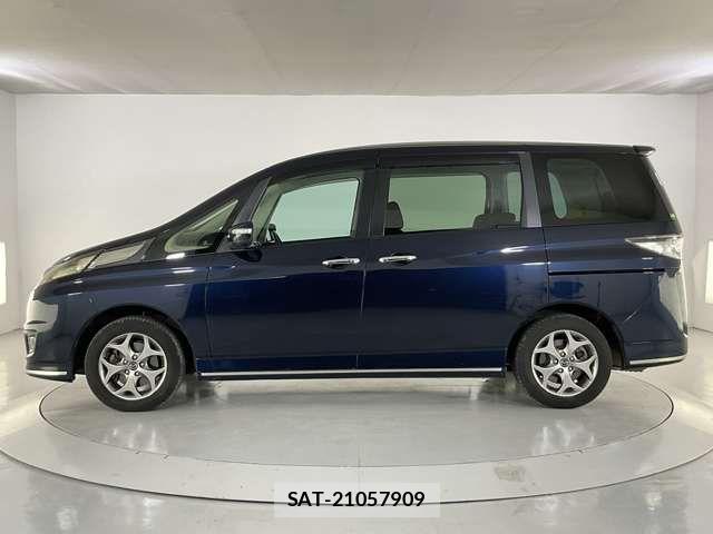 Mazda BIANTE 2015-07 8072960-2