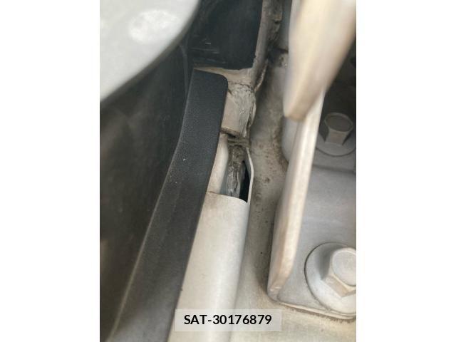 Mazda BIANTE 2009-06 8072963-9