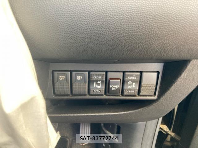Mazda BIANTE 2011-07 8098119-17