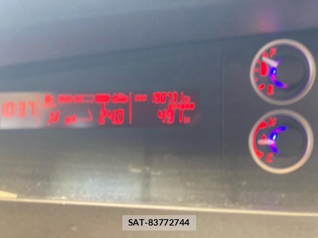 Mazda BIANTE 2011-07 8098119-18