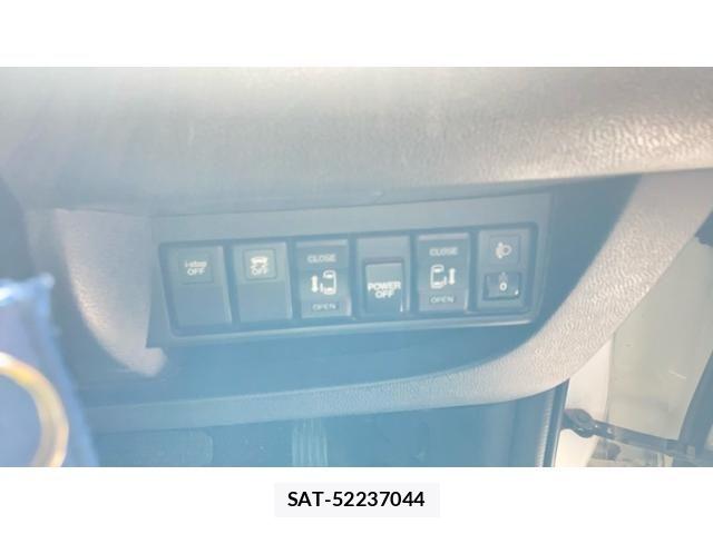 Mazda BIANTE 2014-05 8098130-24