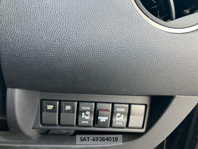 Mazda BIANTE 2012-05 8098129-19