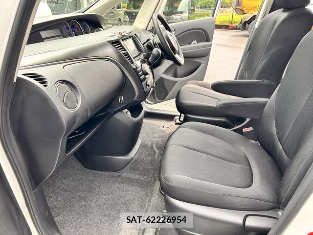 Mazda BIANTE 2016-08 8129131-12