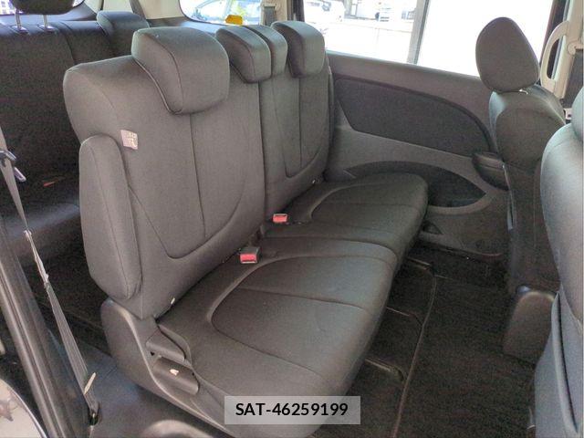 Mazda BIANTE 2013-07 8206508-26