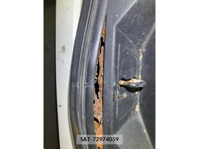 Mazda BIANTE 2012-11 8313240-20