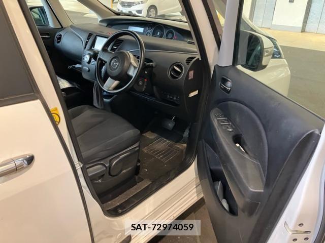Mazda BIANTE 2012-11 8313240-5