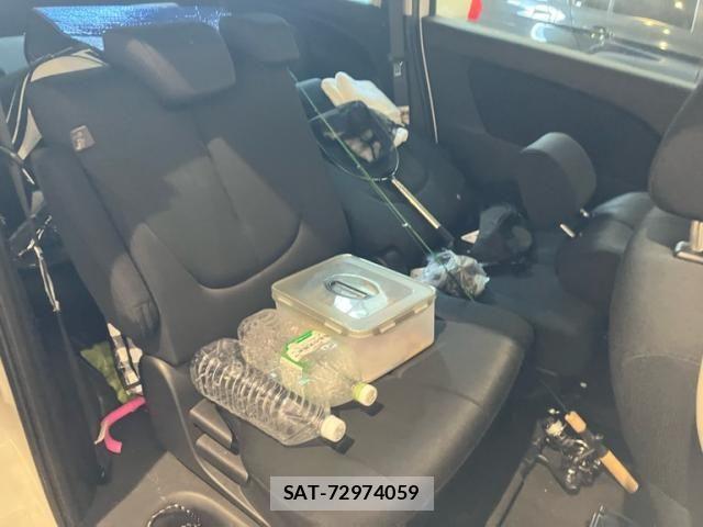 Mazda BIANTE 2012-11 8313240-8