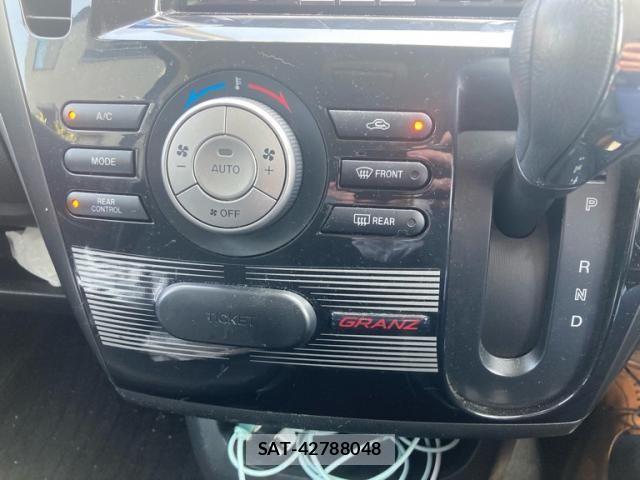 Mazda BIANTE 2014-05 8313239-16